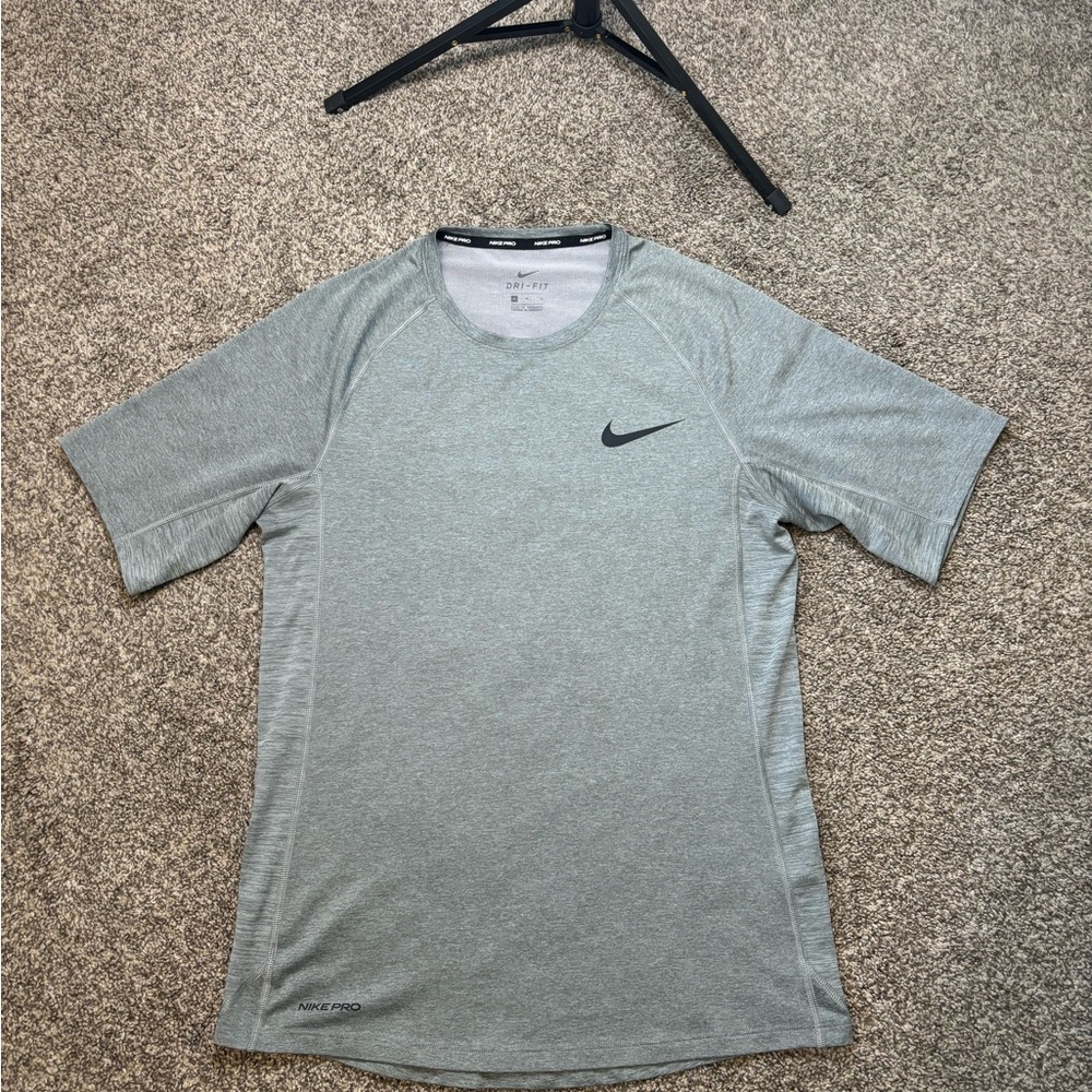 Nike Pro Shirt Men’s Large Gray Training Dri-fit Training Gym Workout Athletic